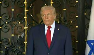 Trump dice que va a erradicar cualquier acumulaci&oacute;n de armas de Ir&aacute;n