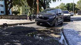 Con parches no se resuelven los problemas": denuncian deterioro vial en Villa Consuelo