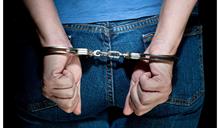 Himno l&eacute;sbico: arrestan en el AILA a escritora imputada por ultraje al Himno Nacional