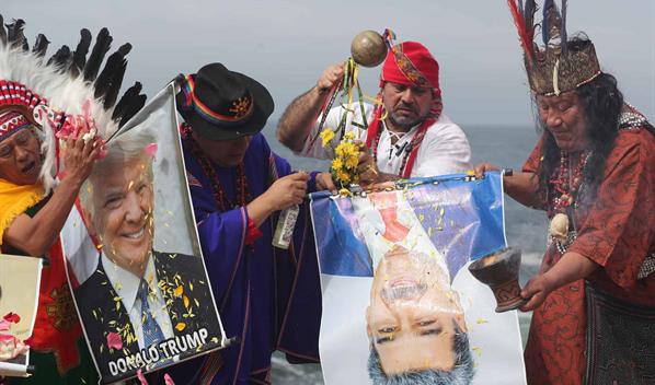 Un grupo de chamanes peruanos predice que Maduro abandona el poder en Venezuela en 2026