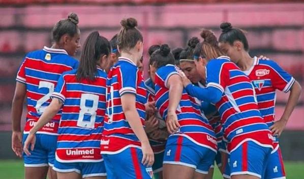 El Fortaleza pone fin a su equipo femenino de f&uacute;tbol por falta de presupuesto