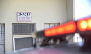 Un hombre mata a su pareja de varias estocadas en Valverde