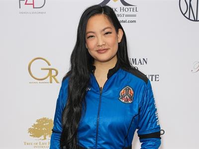 Amanda Nguyen denuncia acoso tras vuelo de mujeres en Blue Origin