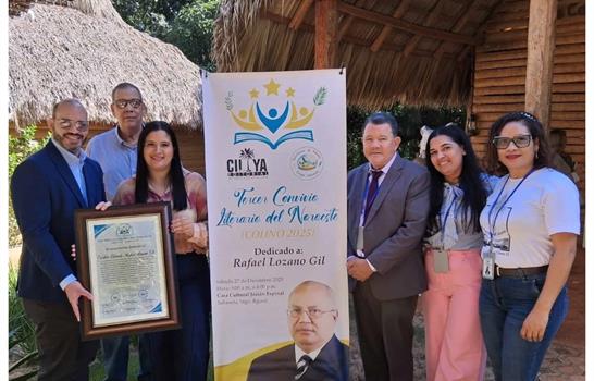 Reconocen aportes literarios y period&iacute;sticos de Orlando Gil