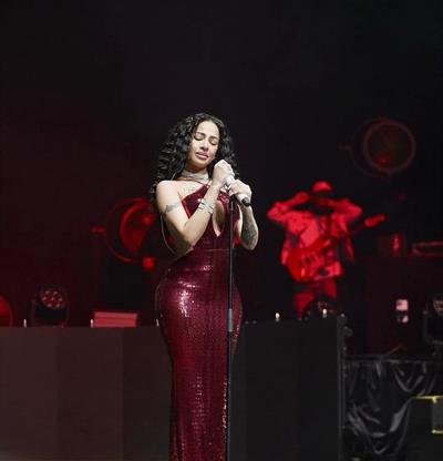 Yail&iacute;n &acute;La M&aacute;s Viral&acute; cierra 2025 con agenda activa y giras internacionales