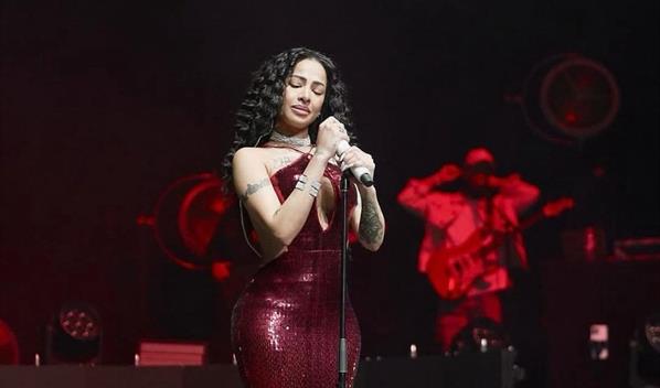 Yail&iacute;n &acute;La M&aacute;s Viral&acute; cierra 2025 con agenda activa y giras internacionales