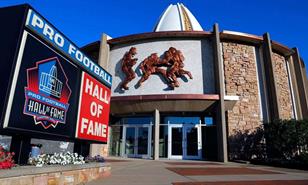 Eli Manning, Drew Brees y Adam Vinatieri, entre los 15 finalistas a Sal&oacute;n de la Fama 2026