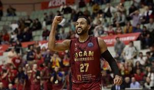 Video | El alero dominicano Sadiel Rojas ve retirada su camiseta del UCAM Murcia