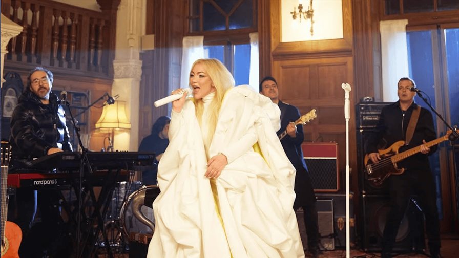 Nueva canci&oacute;n, nuevo comienzo y un look viral: el regreso de Amaia Montero con La Oreja de Van Gogh