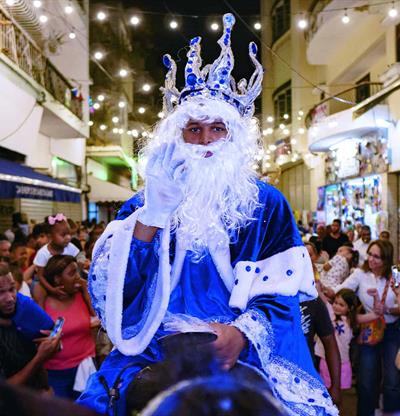 El desfile del D&iacute;a de Reyes llenar&aacute; la Ciudad Colonial este lunes