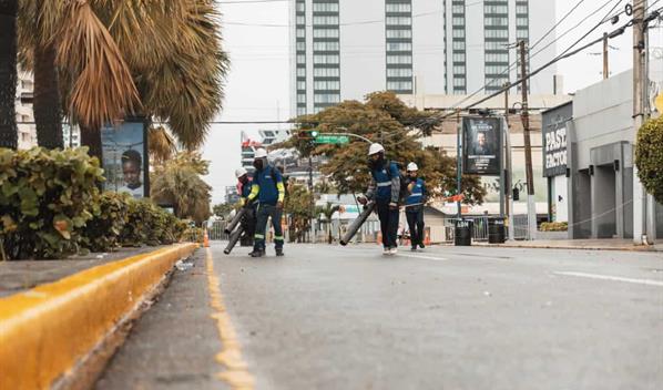 Alcald&iacute;a del Distrito Nacional limpia v&iacute;as donde se realizaron celebraciones de A&ntilde;o Nuevo