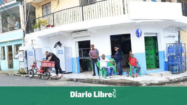 SD inicia Año Nuevo entre lluvia, fiestas y varias calles despejadas