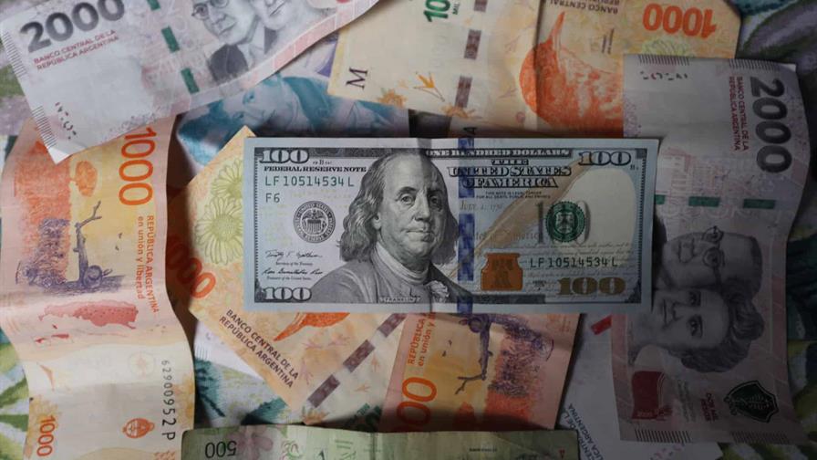 Milei promulga ley para que argentinos blanqueen ahorros en d&oacute;lares