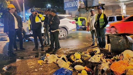 Dío Astacio declara guerra a la basura en Santo Domingo Este - Diario Libre