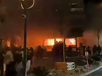 Papa León XIV Se Une a la Duquesa por Incendio en Suiza