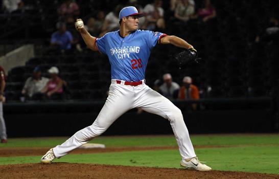 Patrick Halligan reforzar&aacute; el bullpen de los Leones