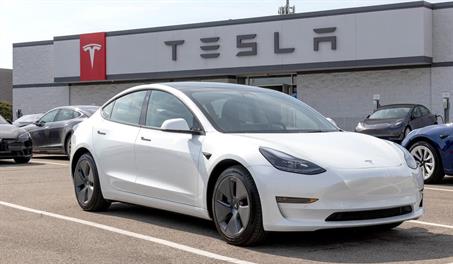 Las entregas de Tesla cayeron un 8.5 % en 2025, a&ntilde;o en el que produjo menos que en 2024