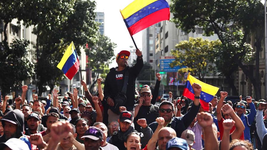 Partido de Maduro llama a movilización de su militancia tras ataque de EE. UU. en Venezuela Partido de Maduro llama a movilización de su militancia tras ataque de EE. UU. en Venezuela