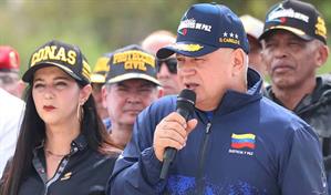 Diosdado Cabello llama a venezolanos a la calma y a no facilitarle las cosas al enemigo