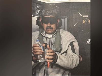 Trump Revela Imagen Sensacional de Maduro Esposado con Gafas