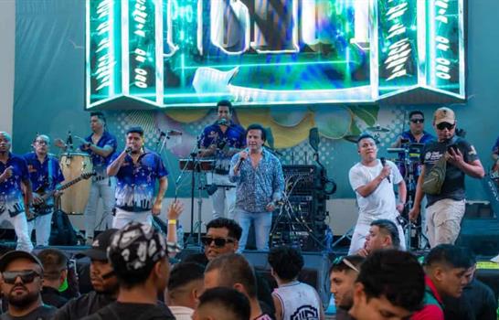 Dos m&uacute;sicos fueron heridos en ataque a balas en un concierto en Lima, Per&uacute;