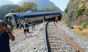 Fiscal&iacute;a mexicana extrae datos de caja negra y avanza en indagatoria por accidente de tren