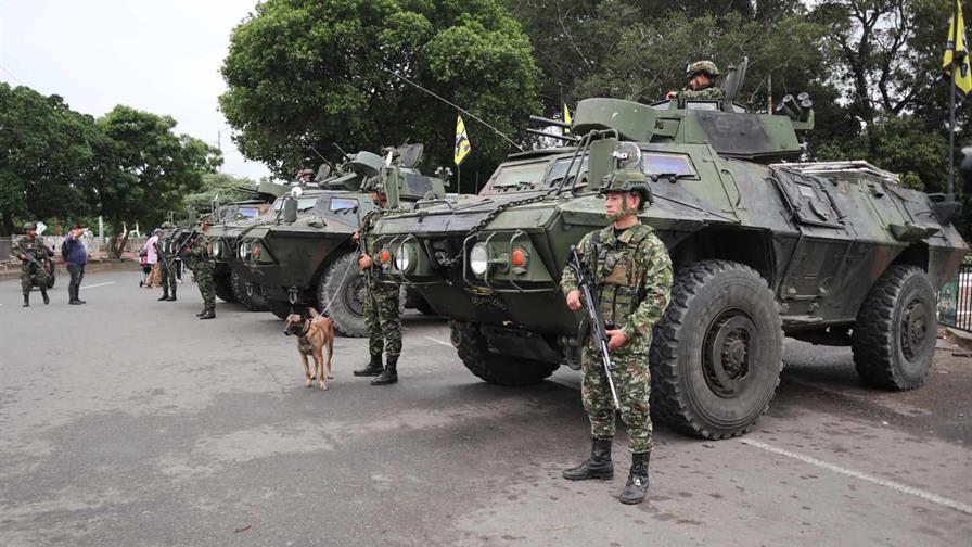 Trump dice que Petro tiene que cuidarse el trasero tras la captura de Maduro