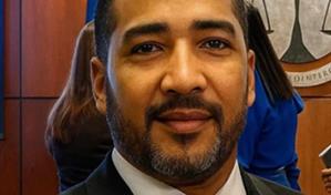 Exjuez acusado de violencia intrafamiliar queda en libertad bajo medidas de coerci&oacute;n