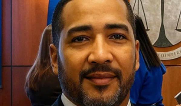 Arrestan al exjuez Rodr&iacute;guez Consor&oacute; por amenazas de muerte a su pareja, quien es jueza