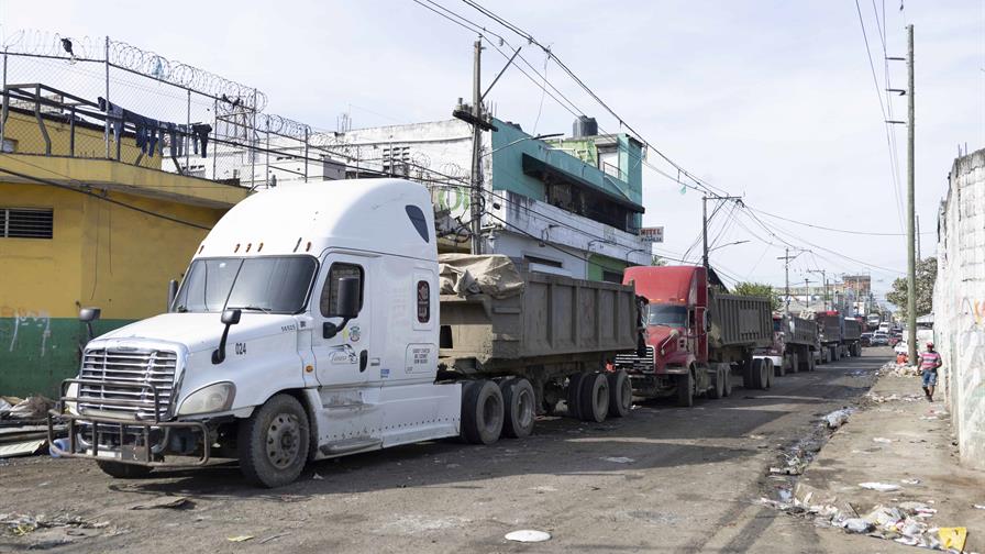 Mejora la recogida de basura en el Gran Santo Domingo tras las festividades
