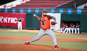 Toros se mantienen en segundo puesto, tras vencer a los Gigantes