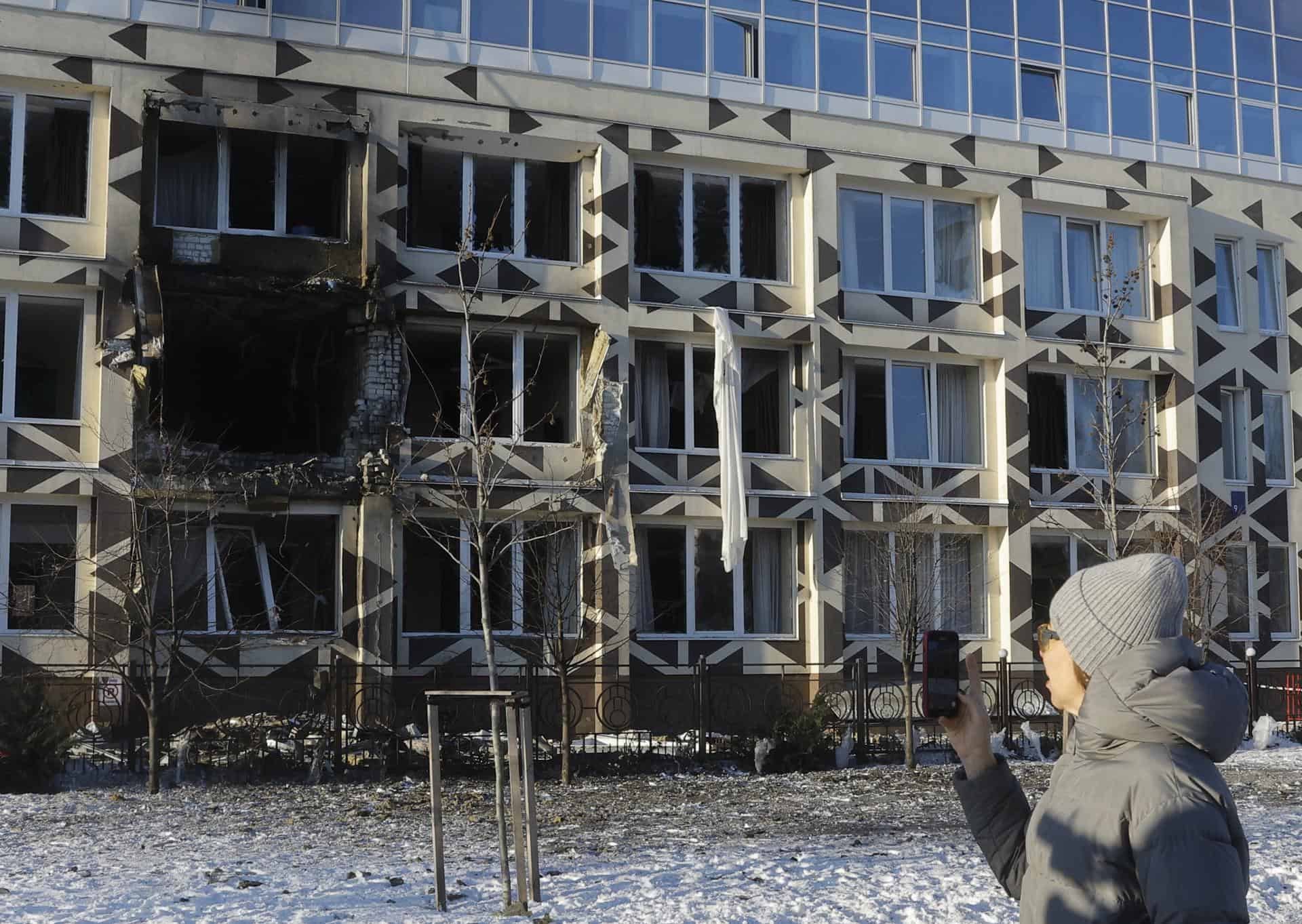 Rusia lanza nueve misiles y 165 drones durante la noche, de los que Ucrania neutraliza 137 Rusia lanza nueve misiles y 165 drones durante la noche, de los que Ucrania neutraliza 137