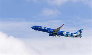 JetBlue promete hacer espacio para pasajeros varados por cierre a&eacute;reo del Caribe