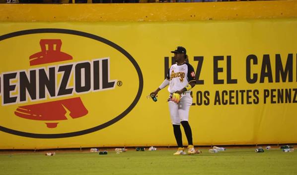 &iquest;Out o safe? La Regla Buster Posey desat&oacute; la pol&eacute;mica en Santiago