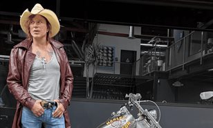 Mickey Rourke lanza una campa&ntilde;a para recaudar fondos y evitar ser desahuciado de su casa