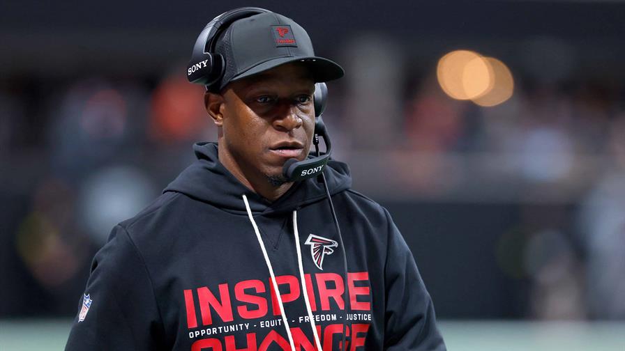 Los Falcons despiden a su entrenador Raheem Morris, luego de campa&ntilde;a perdedora