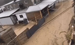 Sectores de Puerto Plata y Sos&uacute;a inundados por las lluvias provocada por vaguada