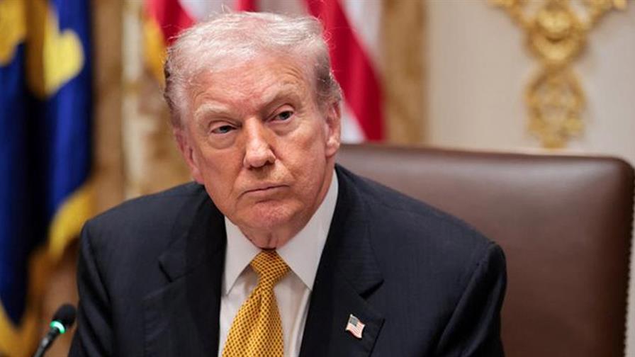 Trump dice que Cuba est&aacute; a punto de caer sin petr&oacute;leo venezolano