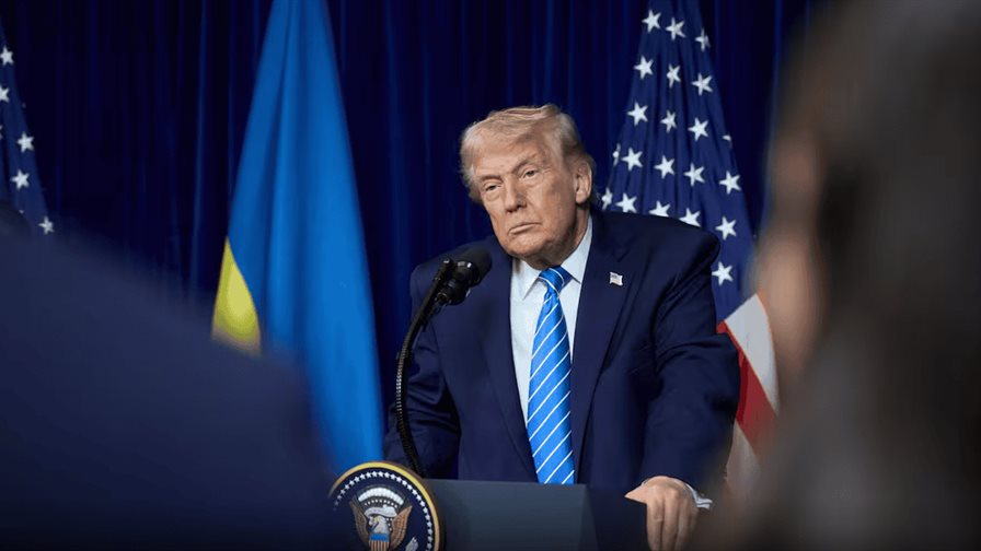 Trump dice que EE.UU. no está en guerra con Venezuela Trump dice que EE.UU. no está en guerra con Venezuela