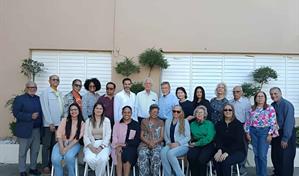 Ateneo Insular Internacional celebra su encuentro de fin de a&ntilde;o junto a Jos&eacute; Luis Vega