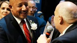 Brian A. DePe&ntilde;a asume segundo mandato como alcalde de Lawrence