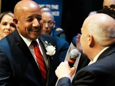 Brian A. DePeña asume nuevamente como alcalde de Lawrence