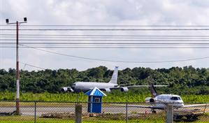 La madrugada del ataque contra Maduro, varios aviones militares de EE. UU. no estaban en el AILA