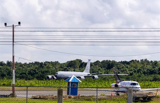 La madrugada del ataque contra Maduro, varios aviones militares de EE. UU. no estaban en el AILA