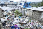 Vertederos ilegales afectan viviendas y una escuela en Los Mina Vertederos ilegales afectan viviendas y una escuela en Los Mina