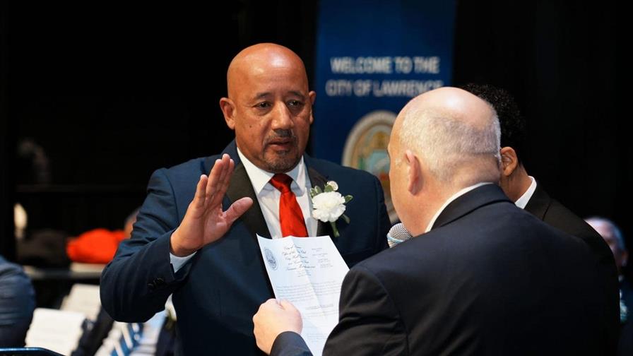 Dominicanos ocupan 16 de los 19 cargos pol&iacute;ticos de Lawrence, Massachusetts