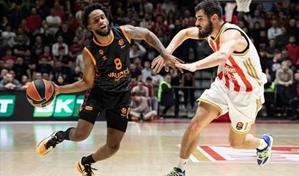 La defensa del Valencia neutraliza al Par&iacute;s y decide el duelo de anotadores