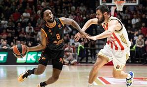 Jean Montero anota 25 puntos para liderar el triunfo de Valencia