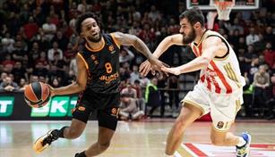 Jean Montero anota 25 puntos para liderar el triunfo de Valencia