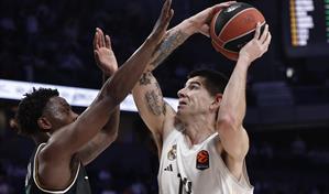 El Madrid aparece al final y evita una derrota en casa del pen&uacute;ltimo de la Euroliga